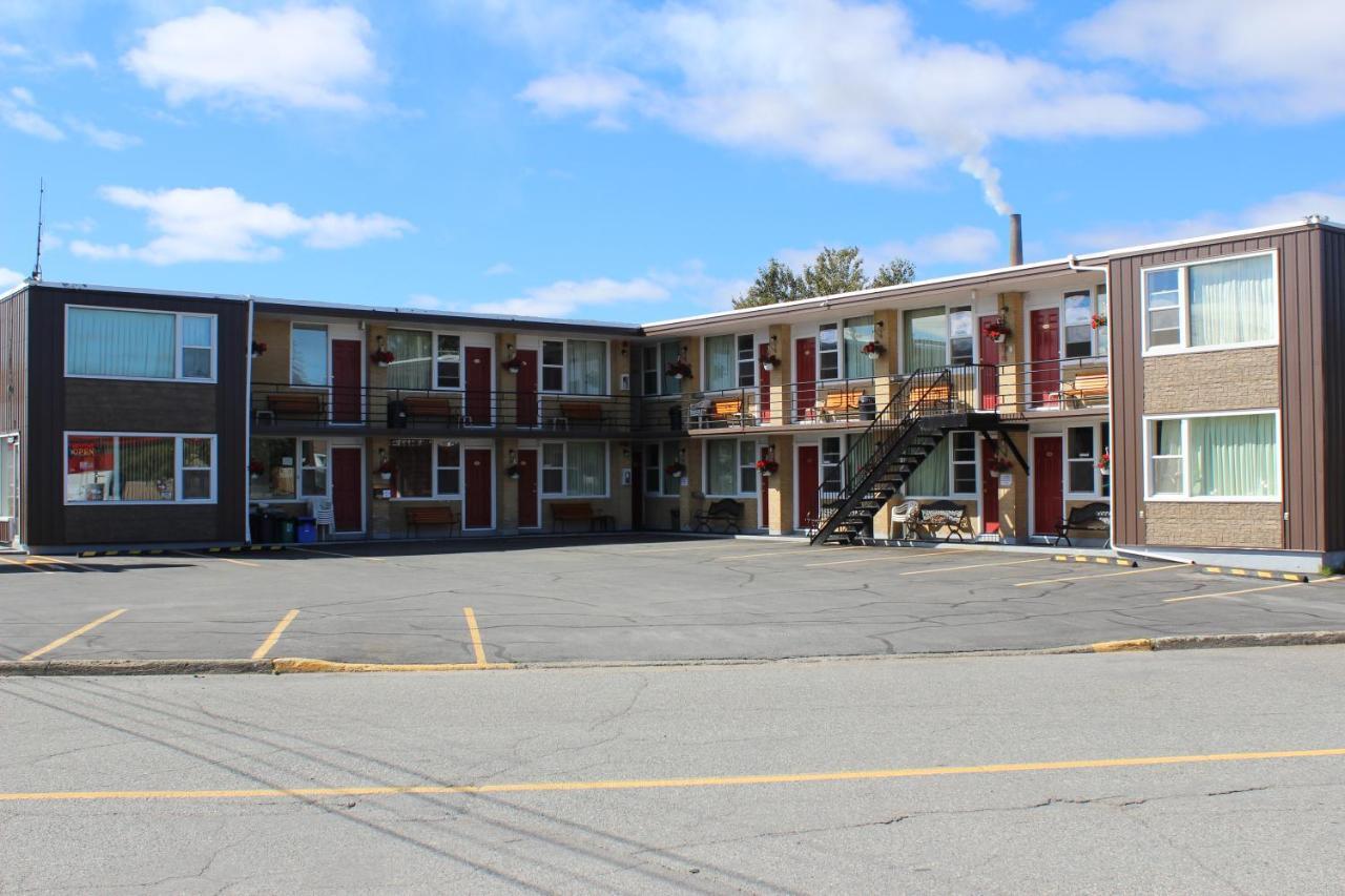 Imperial Fireside Inn Sudbury Extérieur photo