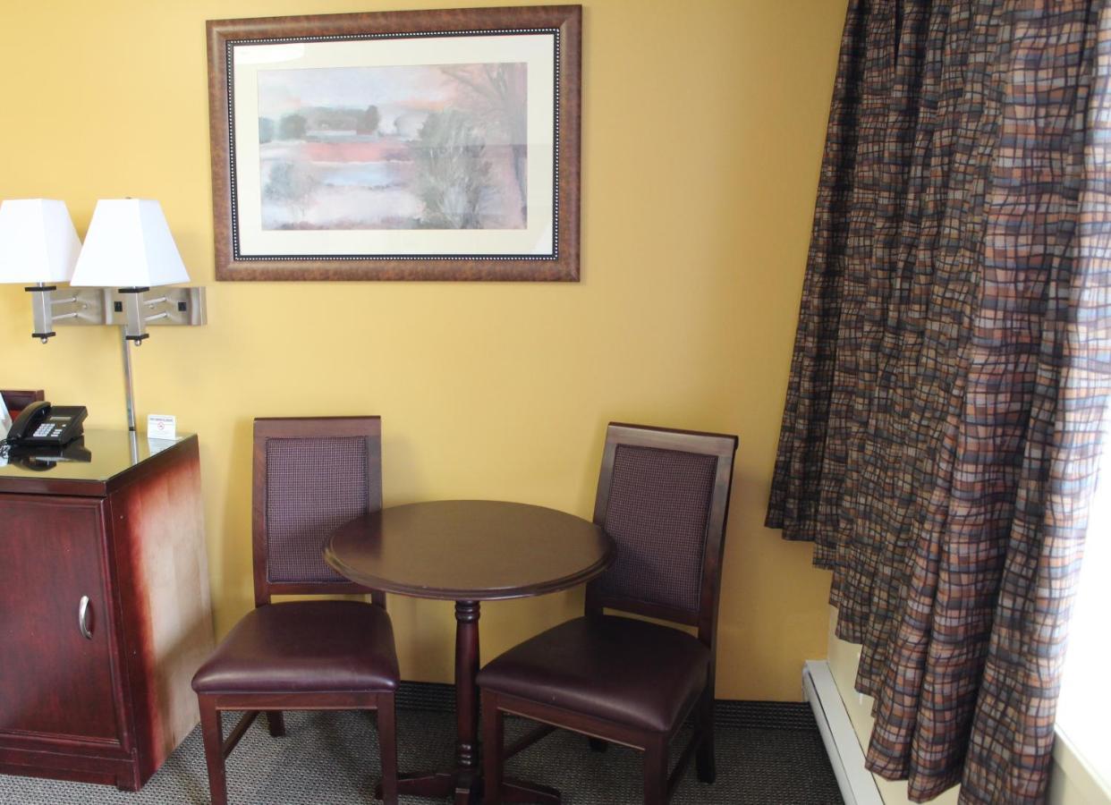 Imperial Fireside Inn Sudbury Extérieur photo